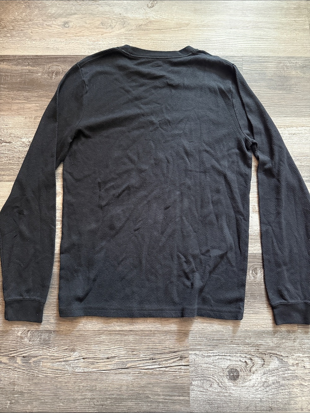 Hollister Men's Black Long-Sleeve Knit Crew - Picture 4 of 4